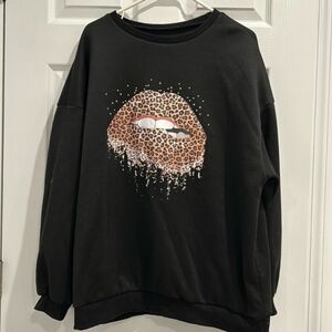 SHEIN -Cheetah lips sweatshirt-XL